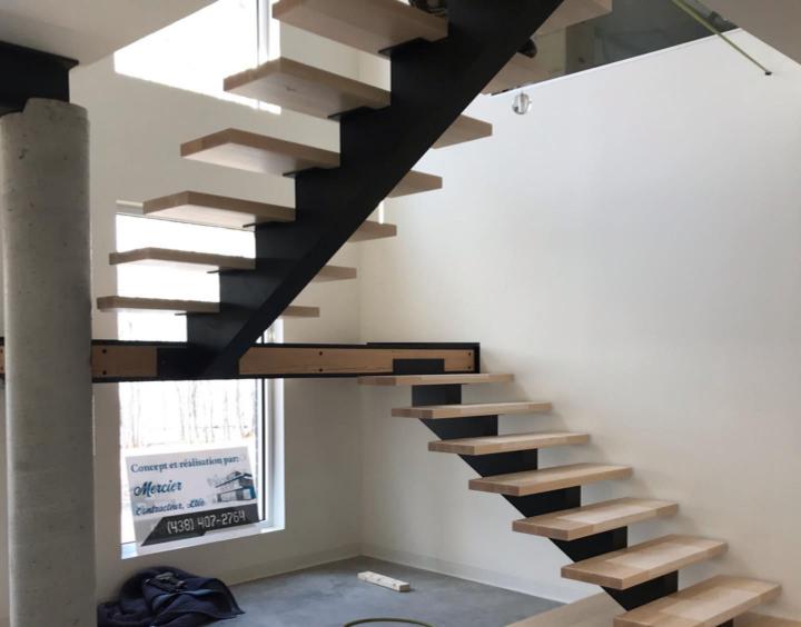 Installation escalier intérieur par un pro Rive-Nord de Montréal